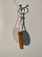 Lade das Bild in den Galerie-Viewer, Floating keychain
